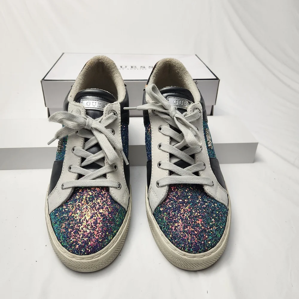 Guess Loven3 Mermaid Sparkle‎ Iridescent Glitter Lace-Up Sneakers Size 11 Grunge